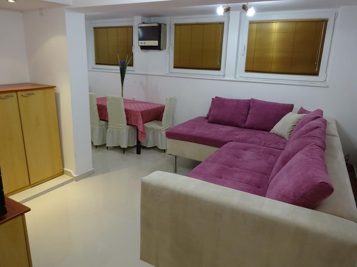 Jasmin White Apartment Skopje Exterior foto